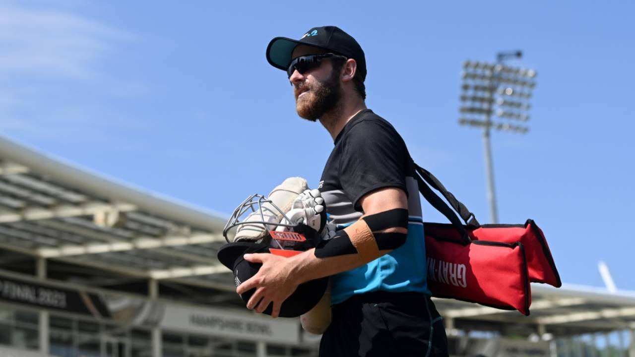 Kane Williamson heads to training on the eve of the WTC final, India vs New Zealand, World Test Championship, final, Southampton, June 16, 2021