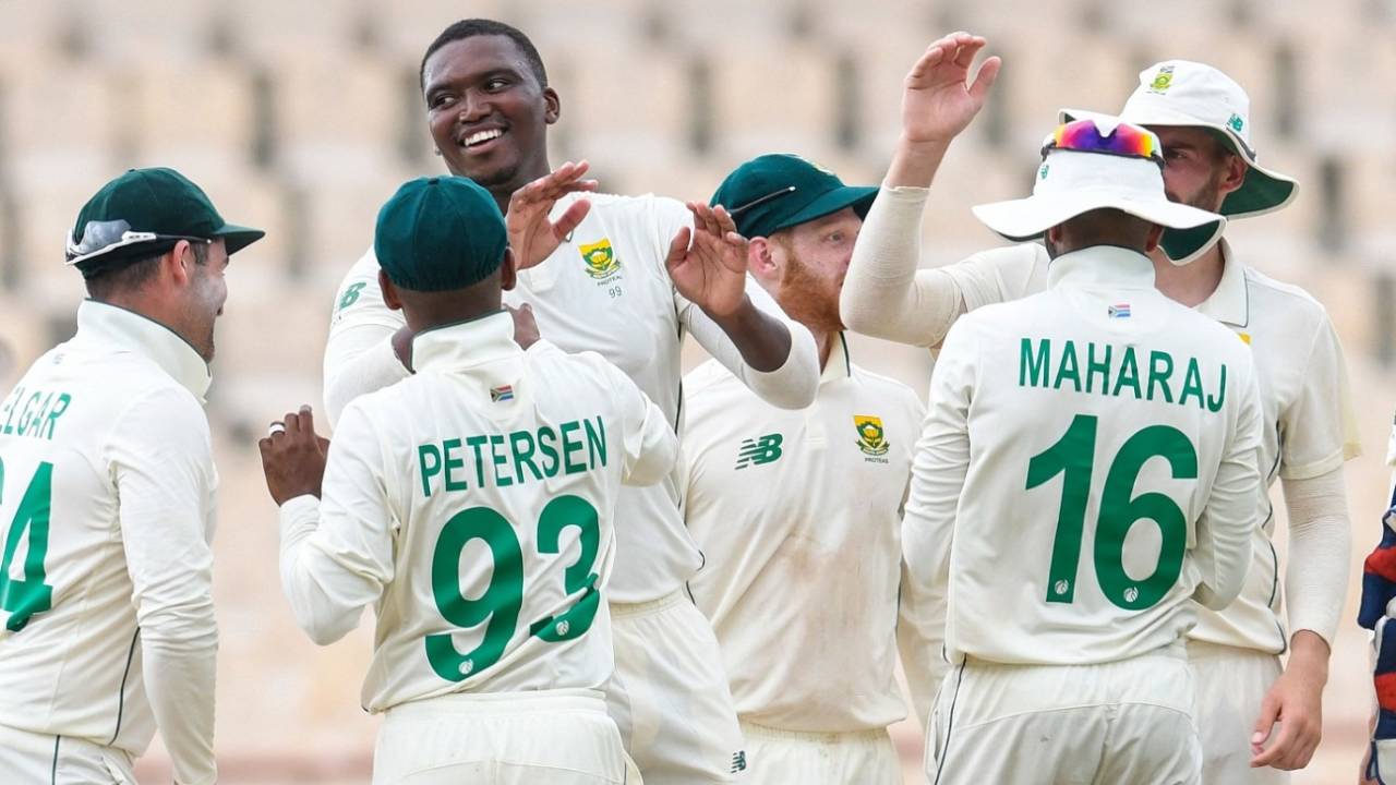 Lungi Ngidi celebrates with his team-mates, West Indies vs South Africa, 2nd Test, Gros Islet, 2nd day, June 19, 2021