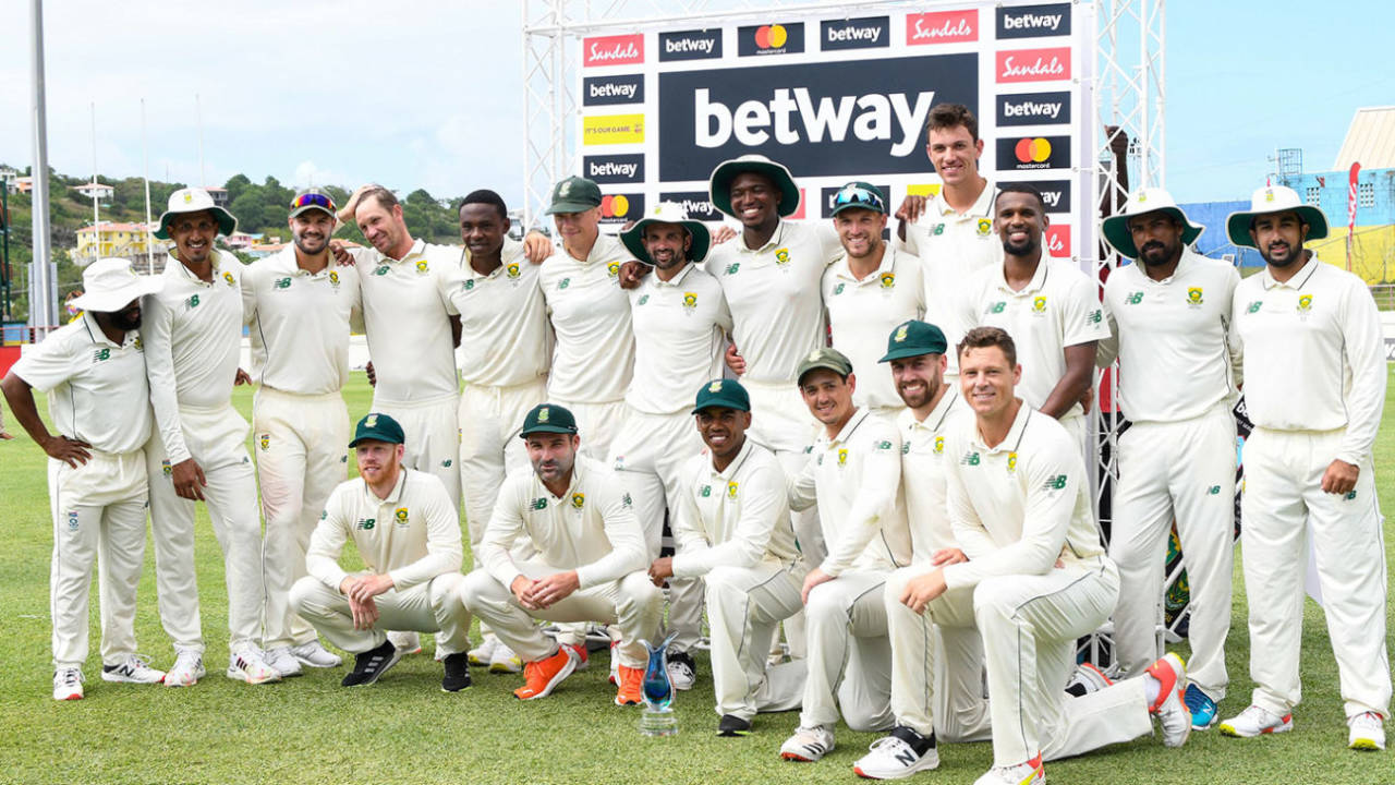 The South Africa squad celebrate their series win&nbsp;&nbsp;&bull;&nbsp;&nbsp;AFP/Getty Images