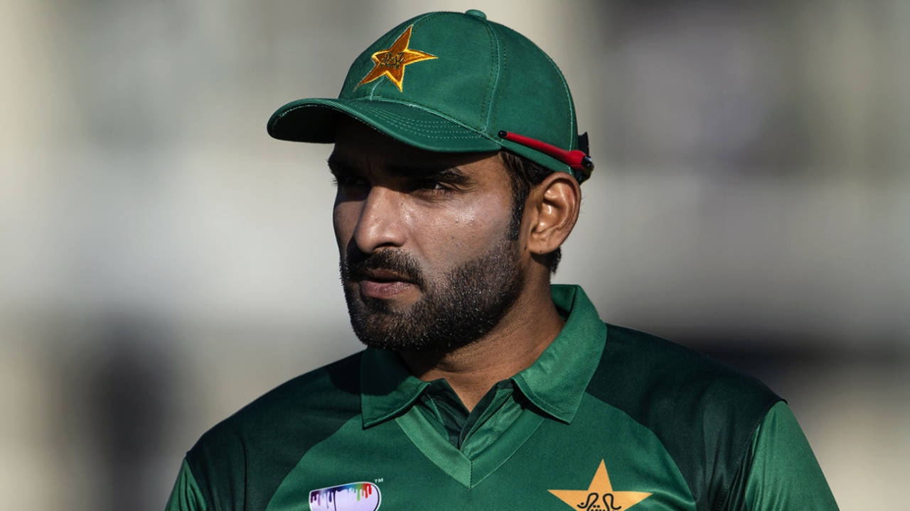 Asif Ali looks on, England v Pakistan, 5th ODI, Headingley, May 19, 2019