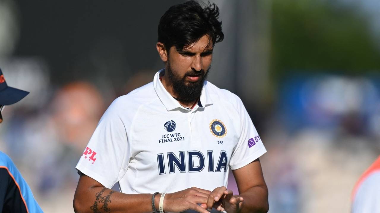 Ishant Sharma hurt his right hand while trying to stop a Ross Taylor drive, India vs New Zealand, World Test Championship (WTC) final, Southampton, Day 6 - reserve day, June 23, 2021