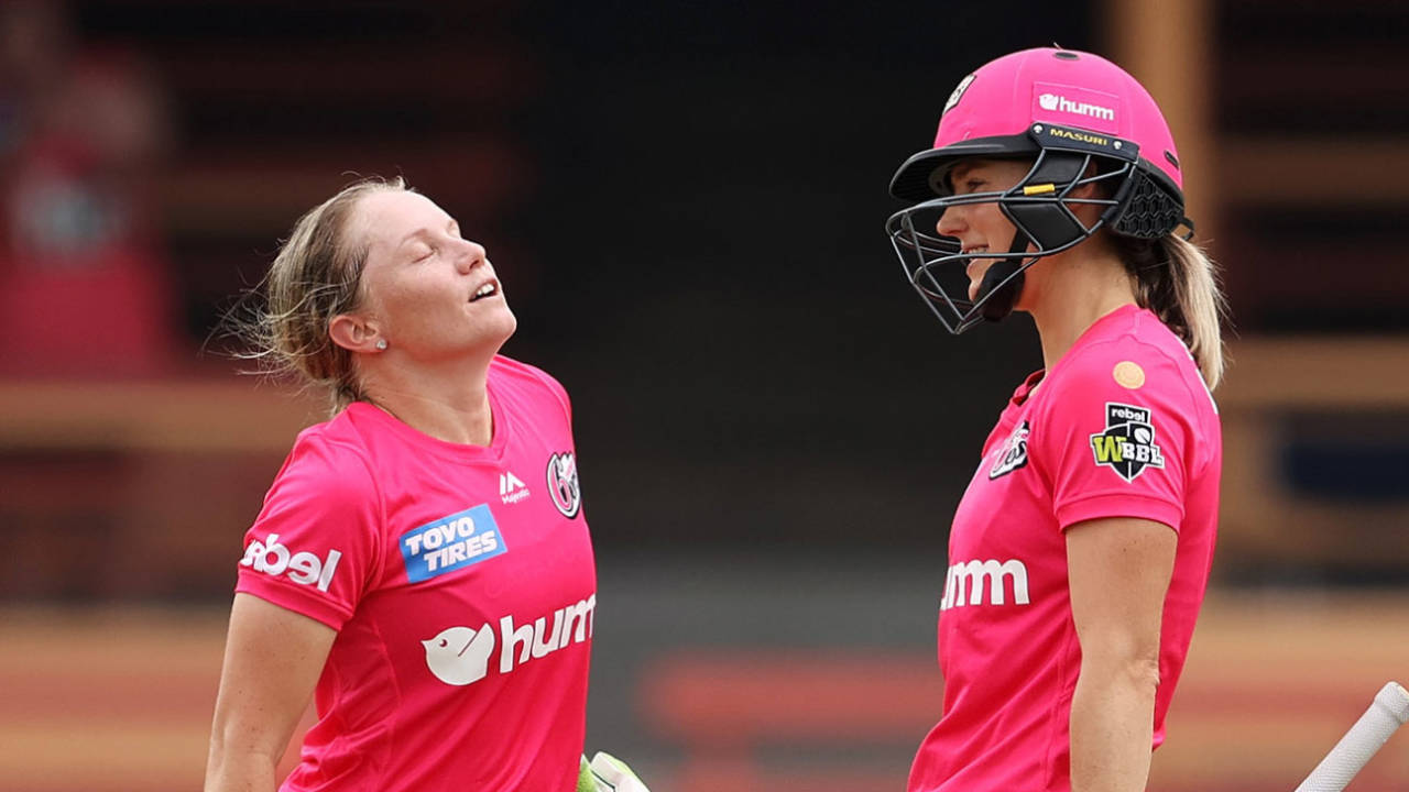 Alyssa Healy and Ellyse Perry were withdrawn from the Hundred at short notice due to injuries&nbsp;&nbsp;&bull;&nbsp;&nbsp;Getty Images