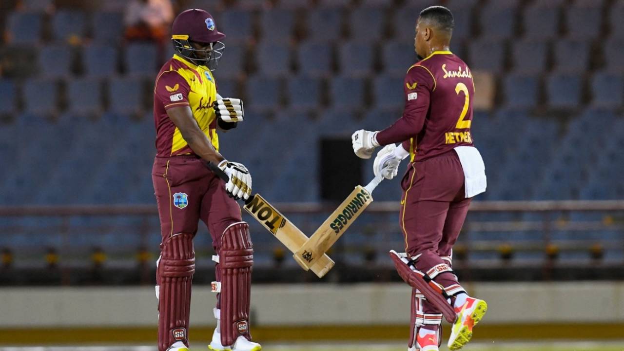 Dwayne Bravo and Shimron Hetmyer put on a record 103 in 10.1 overs&nbsp;&nbsp;&bull;&nbsp;&nbsp;AFP