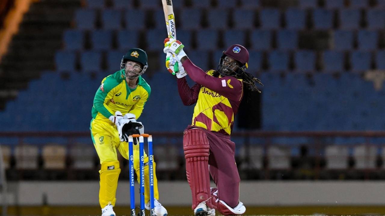 Chris Gayle smashed seven sixes and four fours in his 38-ball 67&nbsp;&nbsp;&bull;&nbsp;&nbsp;AFP/Getty Images