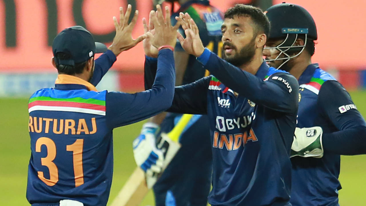 Varun Chakravarthy celebrates the wicket of Sadeera Samarawickrama, Sri Lanka vs India, 2nd T20I, Colombo, July 28, 2021