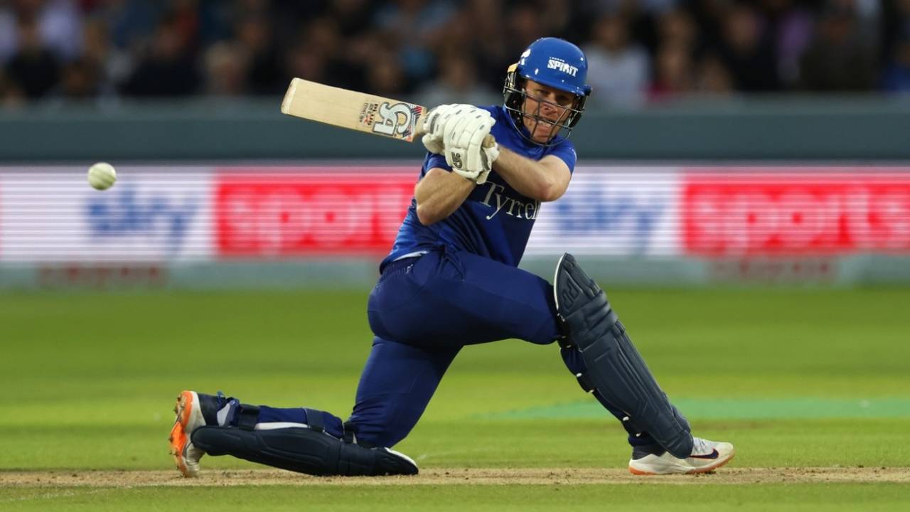 Eoin Morgan sweeps while down on his back leg, London Spirit vs Northern Superchargers, Men's Hundred, Lord's, August 3, 2021