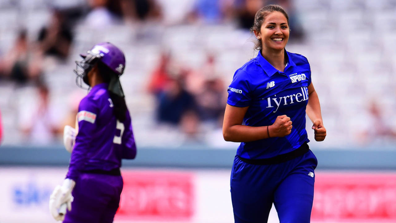 Sophie Munro celebrates a wicket, London Spirit vs Northern Superchargers, Women's Hundred, Lord's, August 3, 2021