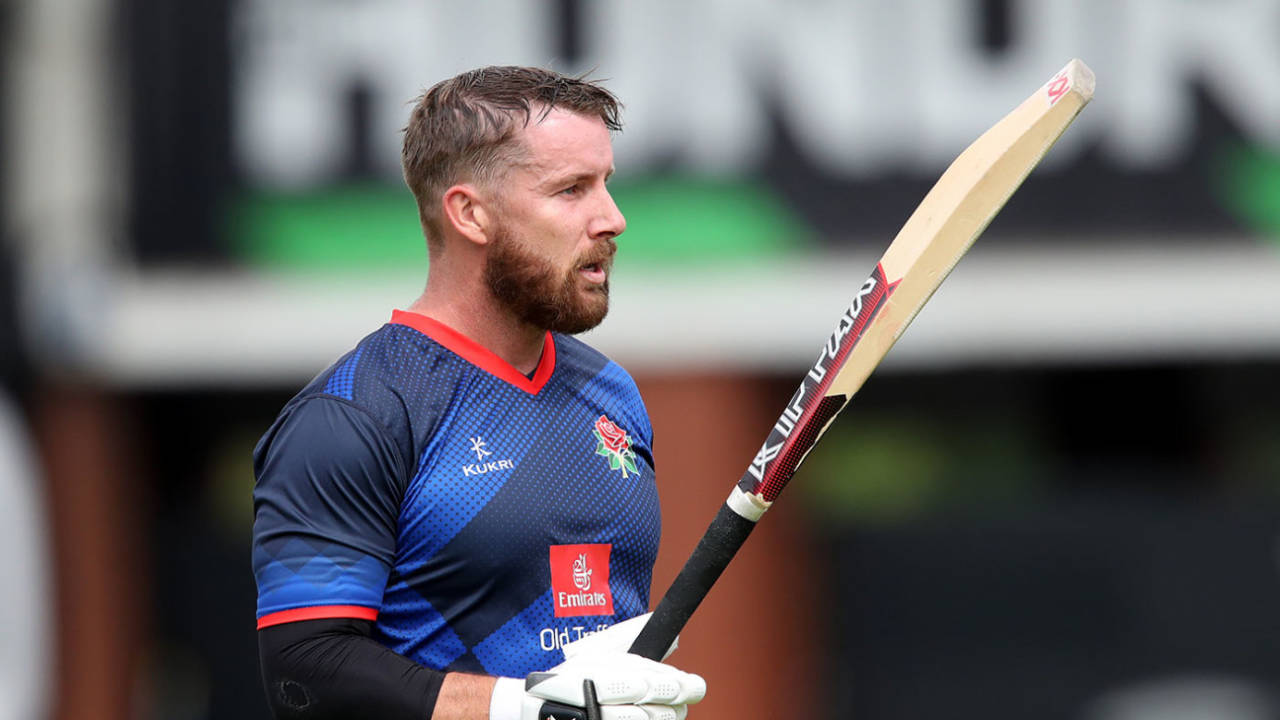 Steven Croft acknowledges the applause as he falls short of his century, Lancashire vs Essex, Royal London Cup, Emirates Old Trafford, August 12, 2021