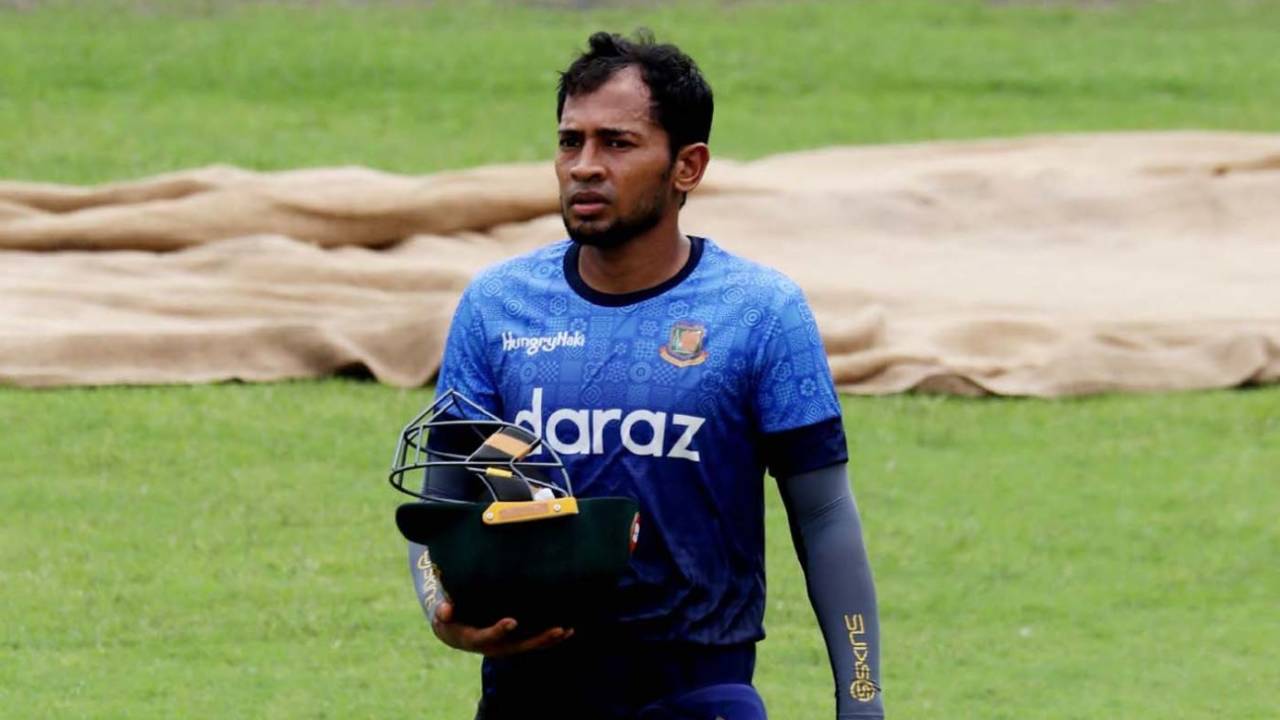 Mushfiqur Rahim was back in the nets for Bangladesh, Dhaka, August 19, 2021