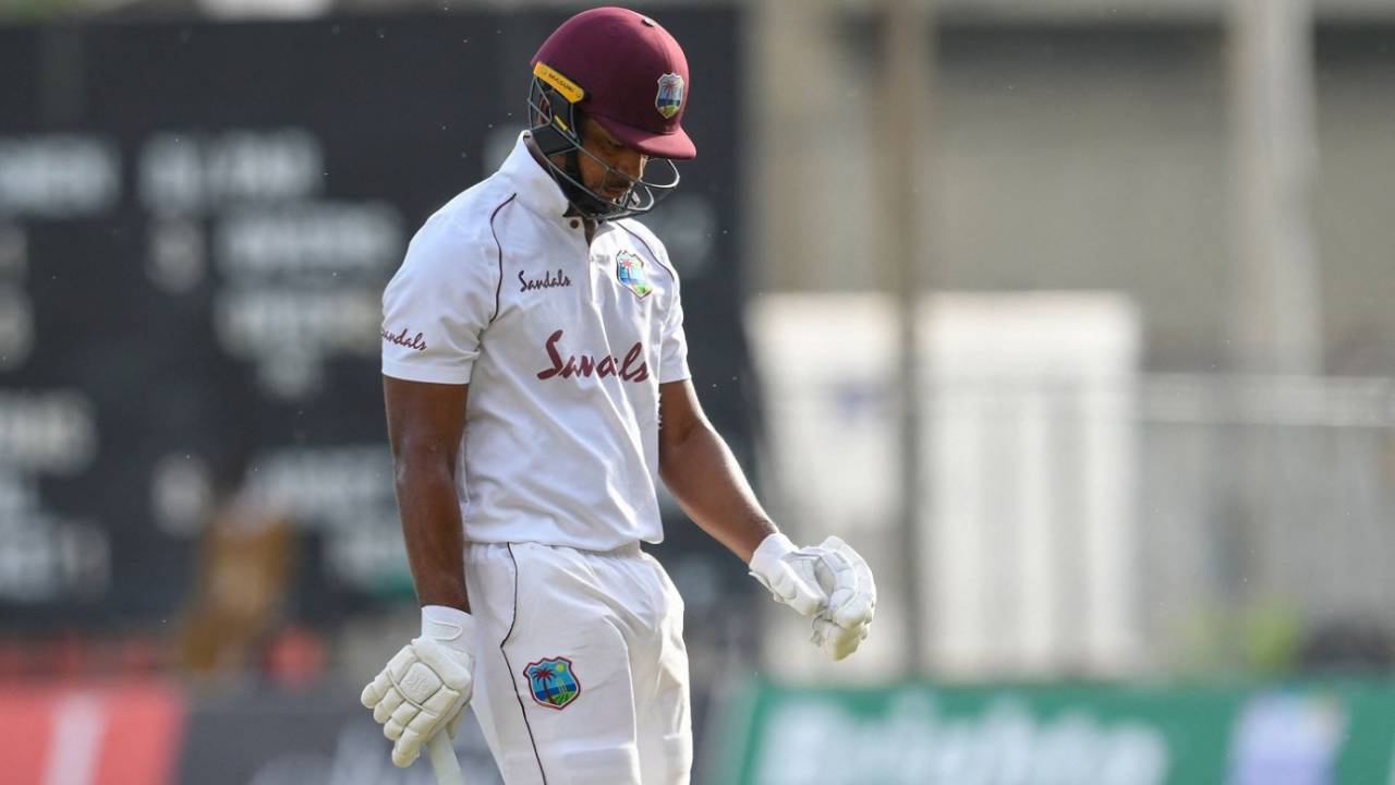 A dejected Kieran Powell walks back after another low score, West Indies vs Pakistan, 2nd Test, Jamaica, 3rd day, August 22, 2021