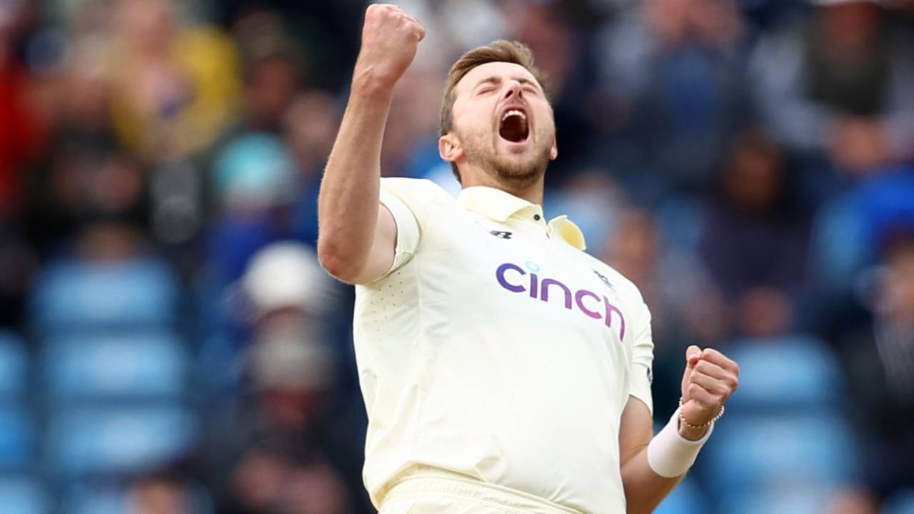 Ollie Robinson exults after dismissing Rohit Sharma, England vs India, 3rd Test, Leeds, 3rd day, August 27, 2021