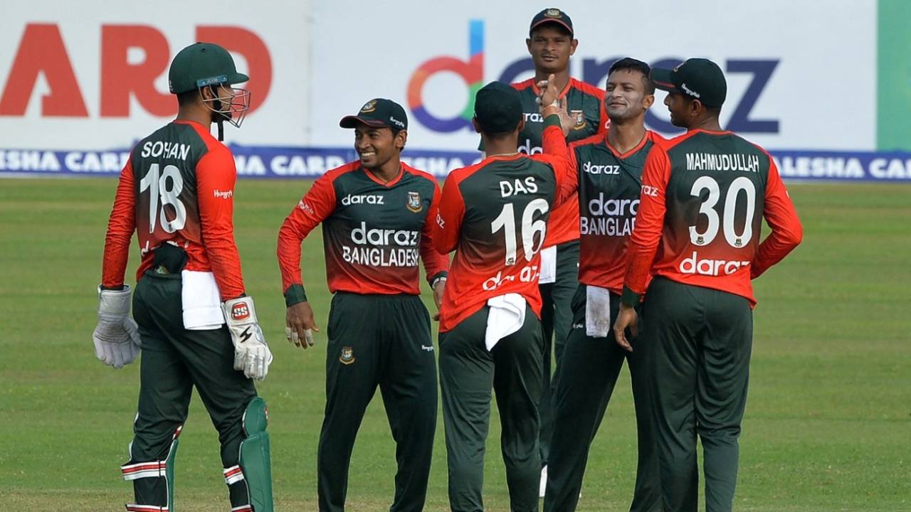 Player of the Match Shakib Al Hasan returned 2 for 10 and scored 25&nbsp;&nbsp;&bull;&nbsp;&nbsp;AFP/Getty Images