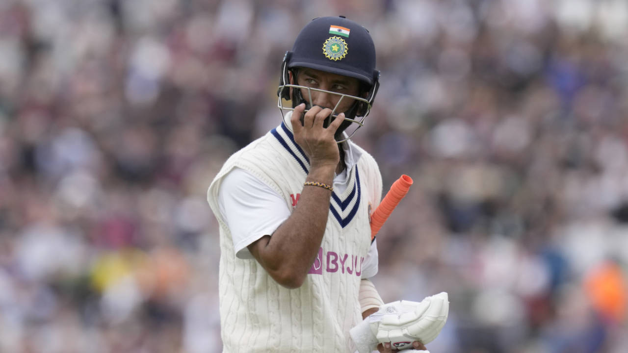 Cheteshwar Pujara walks back after being dismissed by James Anderson, England vs India, 4th Test, The Oval, London, 1st day, September 2, 2021