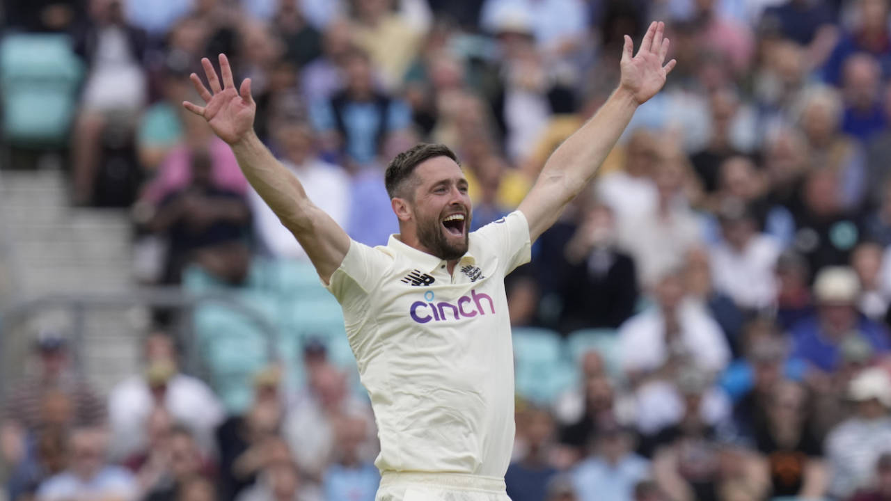 Chris Woakes celebrates a wicket, England vs India, 4th Test, The Oval, London, 1st day, September 2, 2021