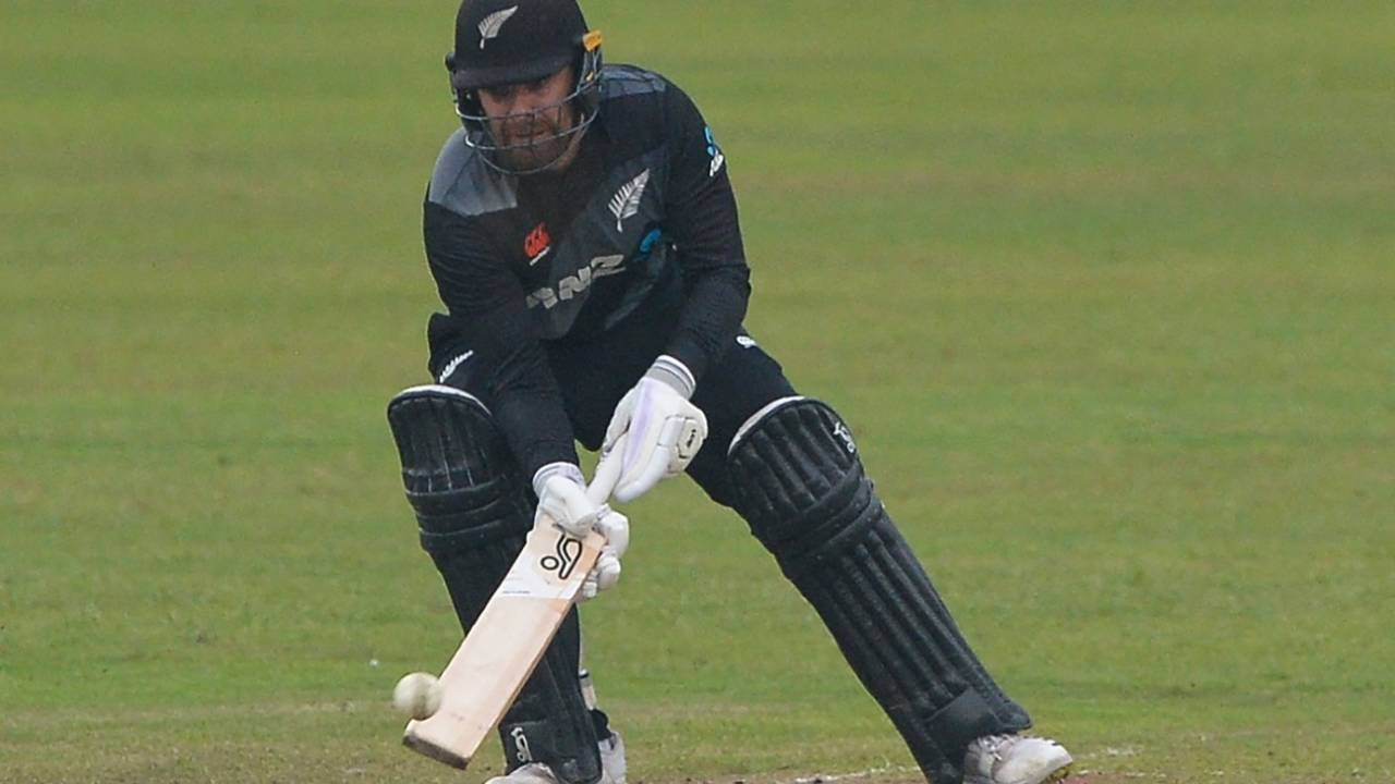 Tom Blundell shapes to ramp one away, Bangladesh vs New Zealand, 1st T20I, Dhaka, September 5, 2021