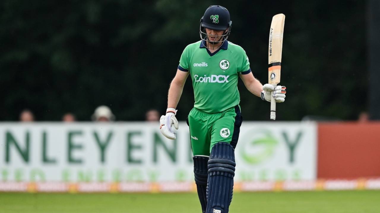 William Porterfield raises his half-century, Ireland vs Zimbabwe, 1st ODI, Belfast, September 8, 2021