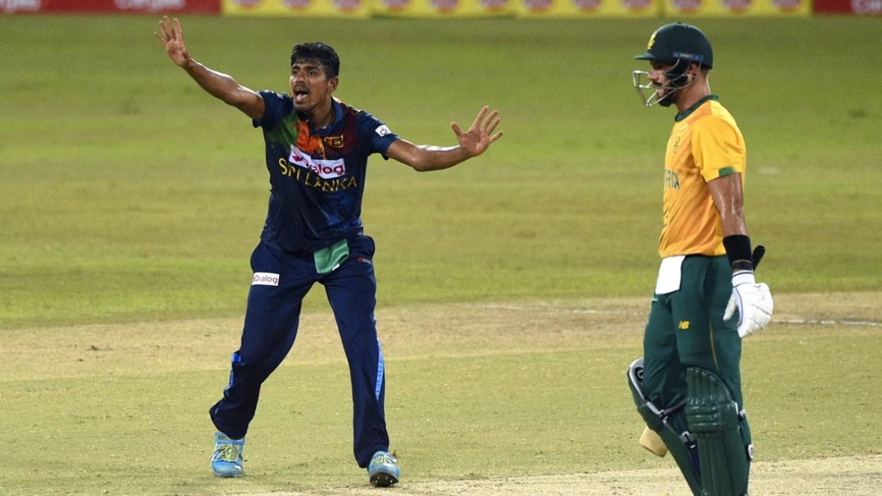 Maheesh Theekshana appeals, Sri Lanka vs South Africa, 1st T20I, Colombo, September 10, 2021