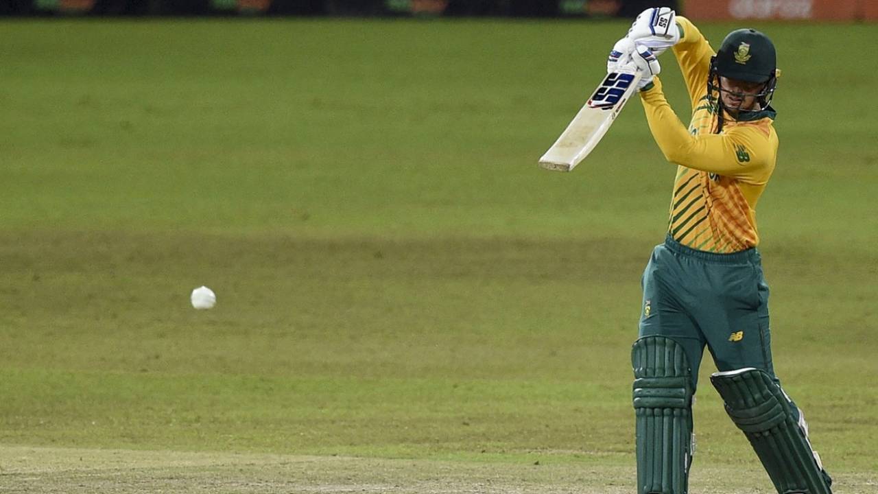 Quinton de Kock drives on the up, Sri Lanka vs South Africa, 2nd T20I, Colombo, September 12, 2021