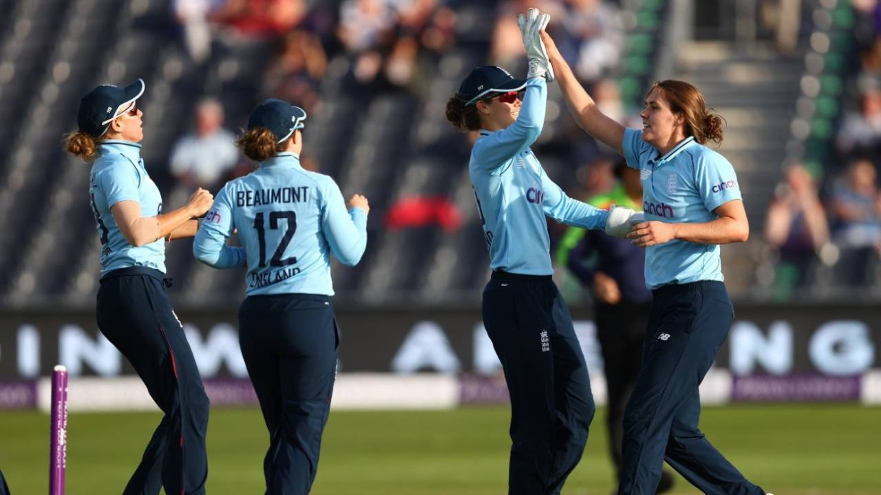 Nat Sciver struck early as England dominated the Powerplay, England vs New Zealand, 1st Women's ODI, Bristol, September 16, 2021