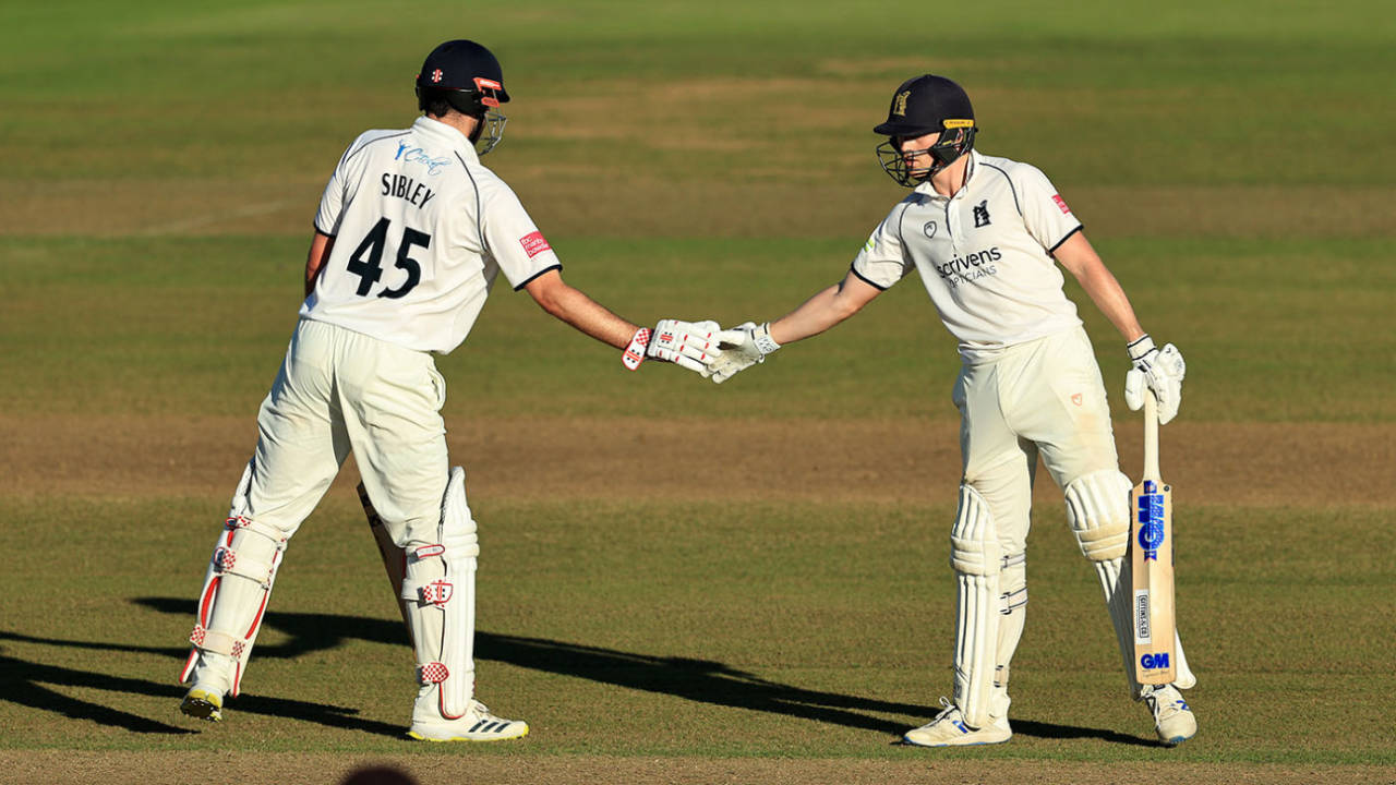 Dom Sibley and Rob Yates gave Warwickshire a late push&nbsp;&nbsp;&bull;&nbsp;&nbsp;Getty Images