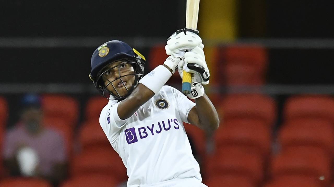 Punam Raut goes over the top, Australia Women vs India Women, Only Test, Day 4, Carrara, October 3, 2021