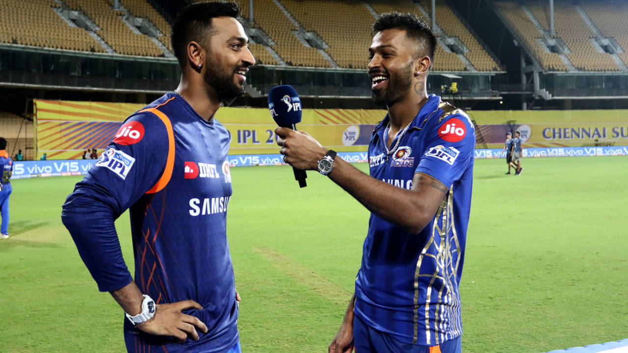 Hardik Pandya interviews his brother Krunal, Chennai Super Kings v Mumbai Indians, IPL 2019, Chennai, April 26, 2019