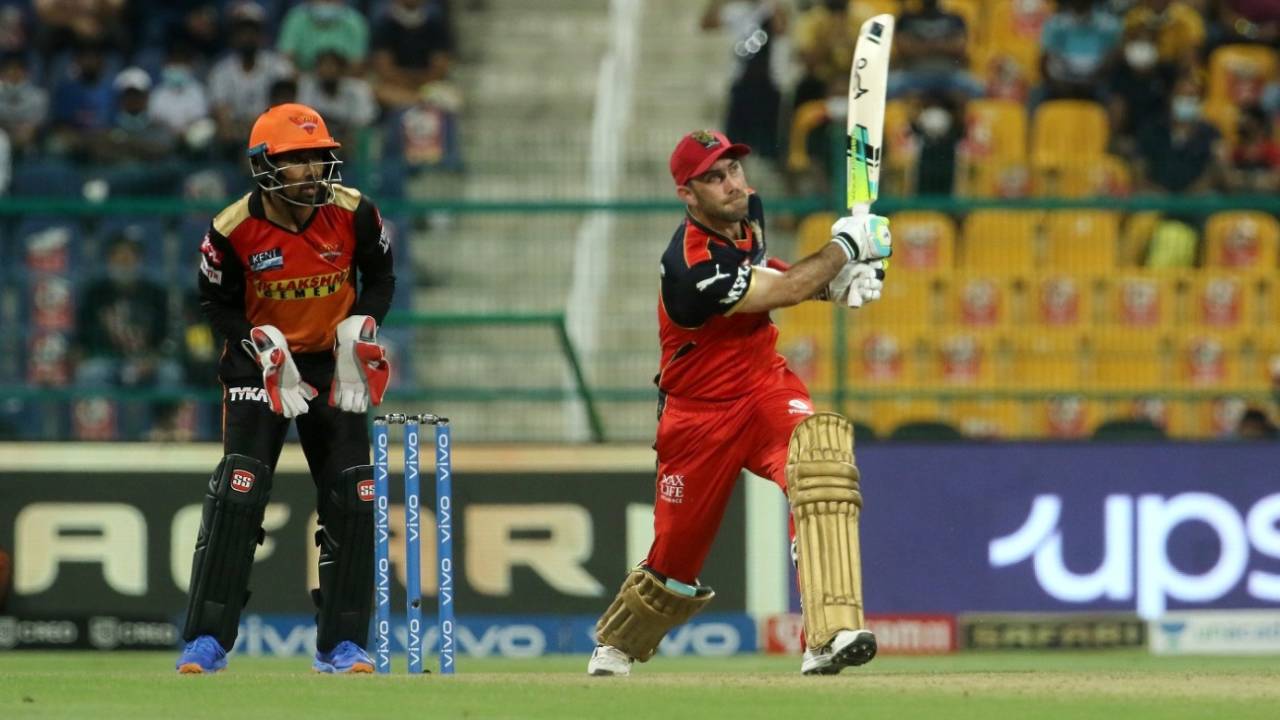 Glenn Maxwell launches one over midwicket, Royal Challengers Bangalore vs Sunrisers Hyderabad, IPL 2021, Abu Dhabi, October 6, 2021