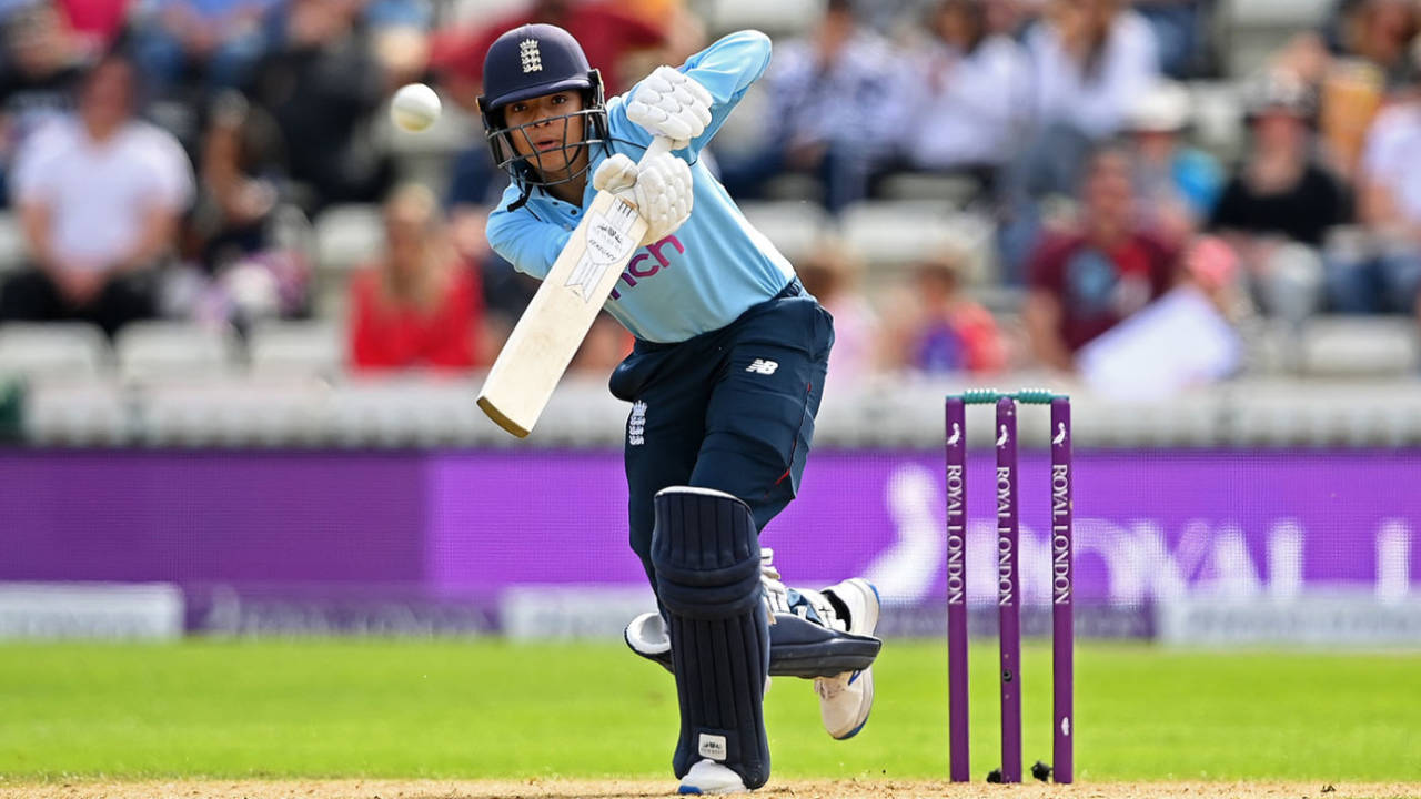 Sophia Dunkley plays to the leg side, 2nd ODI, England vs New Zealand, Worcester, September 19, 2021