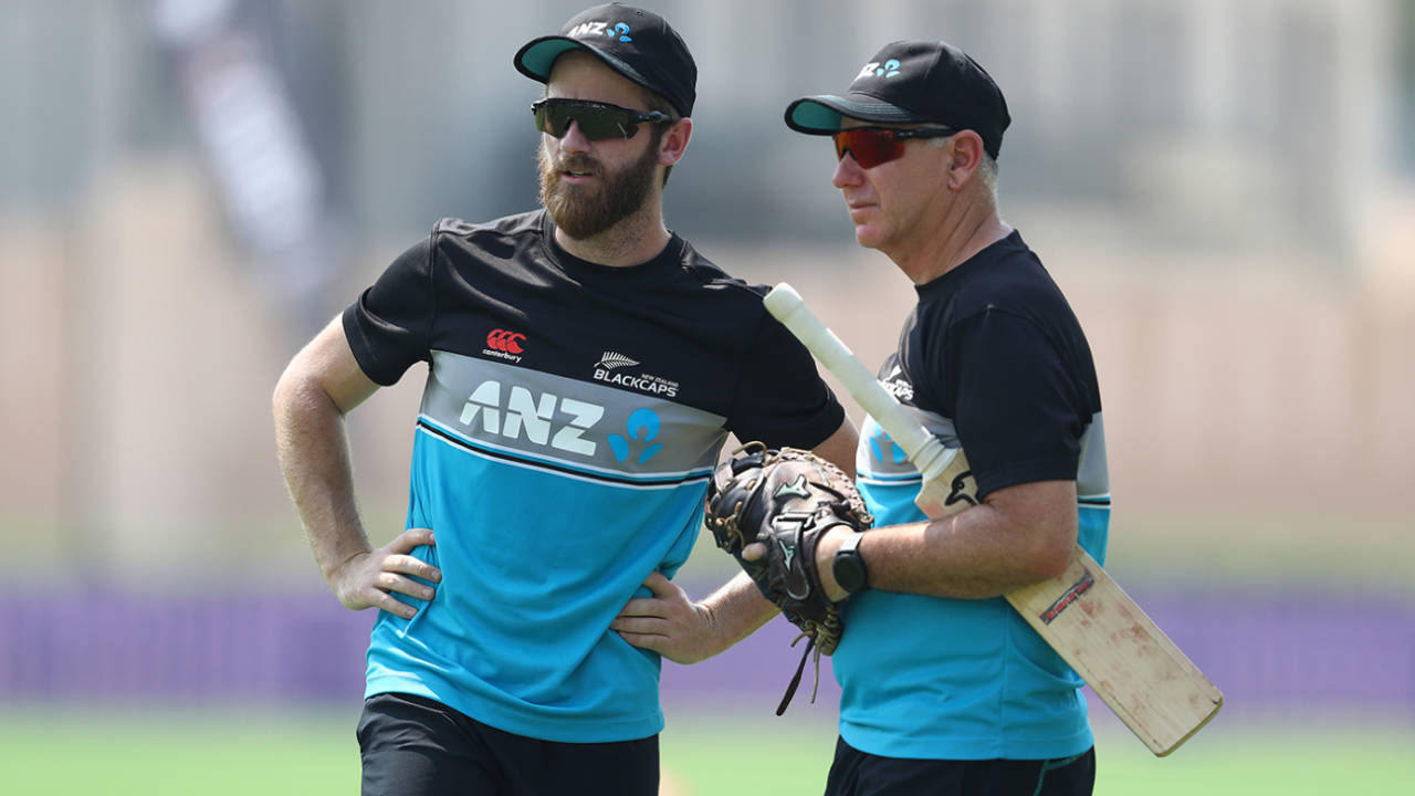 Kane Williamson and Gary Stead chat during warm-ups, New Zealand vs Netherlands, Dubai, October 16, 2021