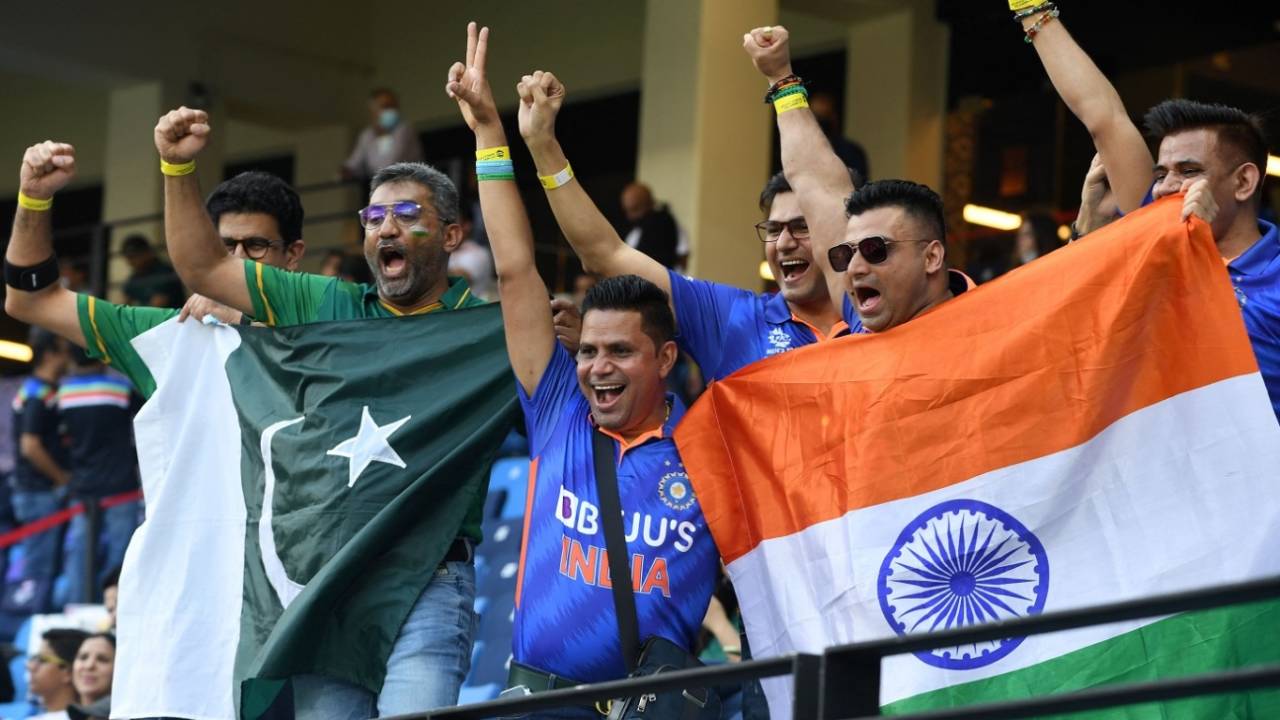 दुबई के फ़ैंस को भारत बनाम पाकिस्तान मैच देखने को मिलेगा&nbsp;&nbsp;&bull;&nbsp;&nbsp;AFP via Getty Images