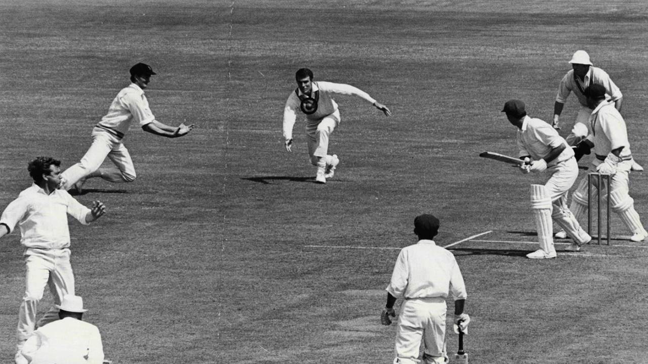 Ashley Mallett takes a catch to dismiss John Wilson off Ken Cunningham, New South Wales vs South Australia, Sheffield Shield, 1st day, Sydney, February 28, 1969