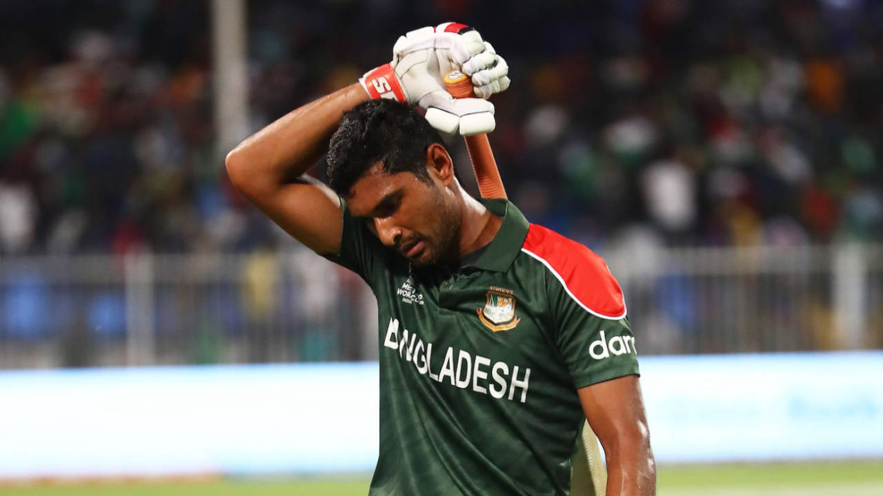 Mahmudullah wears a dejected look after Bangladesh's loss, Bangladesh vs West Indies, T20 World Cup, Group 1, Sharjah, October 29, 2021