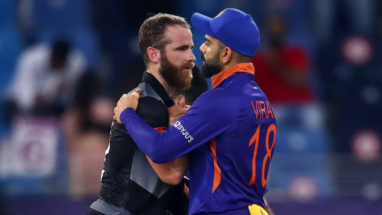 Virat Kohli congratulates Kane Williamson after the game, India vs New Zealand, TZ20 World Cup, Group 2, Dubai, October 31, 2021