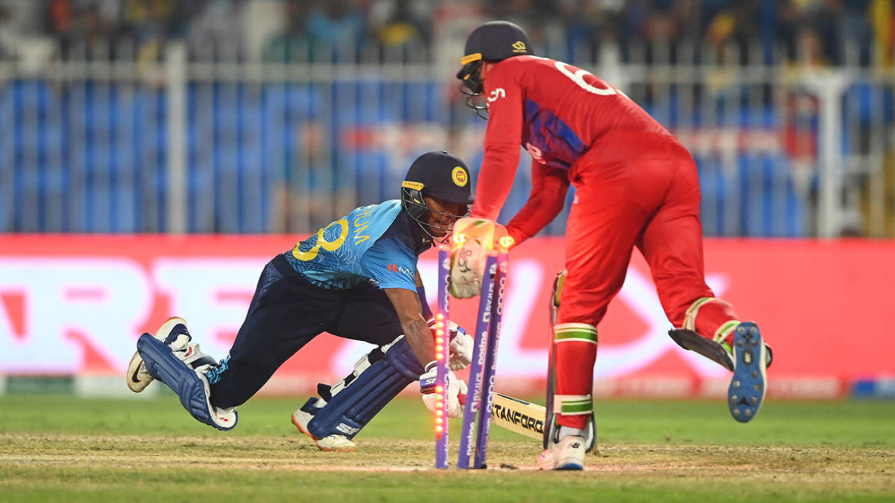 England are almost through but Sri Lanka's qualification hopes are slim&nbsp;&nbsp;&bull;&nbsp;&nbsp;Getty Images