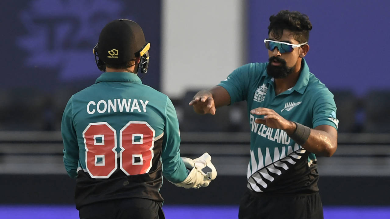 Ish Sodhi picked up the wicket of George Munsey, New Zealand vs Scotland, T20 World Cup, Group 2, Dubai, November 3, 2021