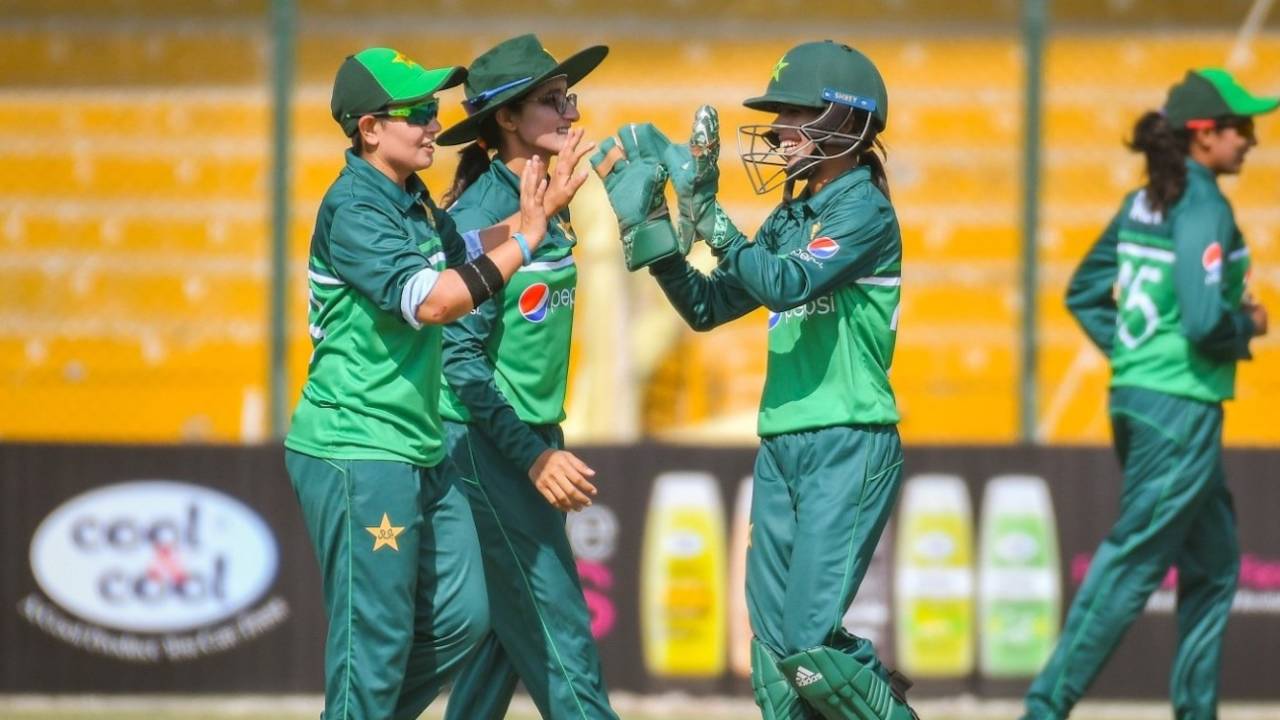 Anam Amin got her first five-wicket haul in ODIs, Pakistan Women vs West Indies Women, 1st ODI, Karachi, November 8, 2021