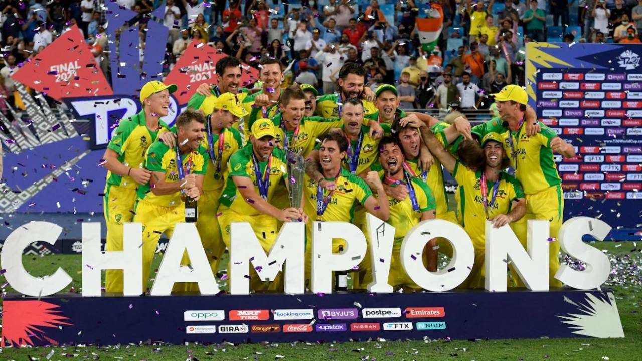 ऑस्ट्रेलिया ने 2021 में पहली बार टी20 विश्व कप ख़िताब अपने नाम किया था&nbsp;&nbsp;&bull;&nbsp;&nbsp;AFP/Getty Images