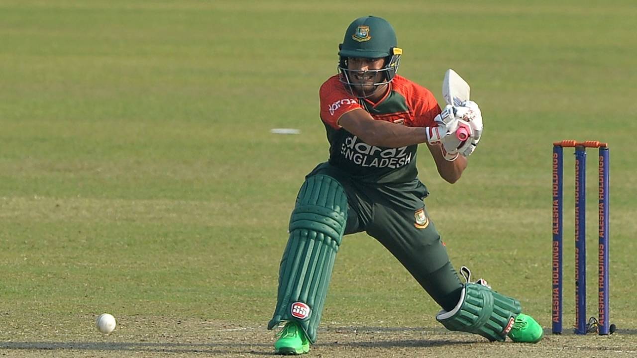 Mohammad Naim sweeps, Bangladesh vs Pakistan, 3rd T20I, Dhaka, November 22, 2021
