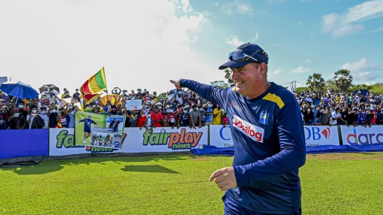 Outgoing Sri Lanka coach Mickey Arthur acknowledges the cheers of fans in Galle&nbsp;&nbsp;&bull;&nbsp;&nbsp;AFP via Getty Images