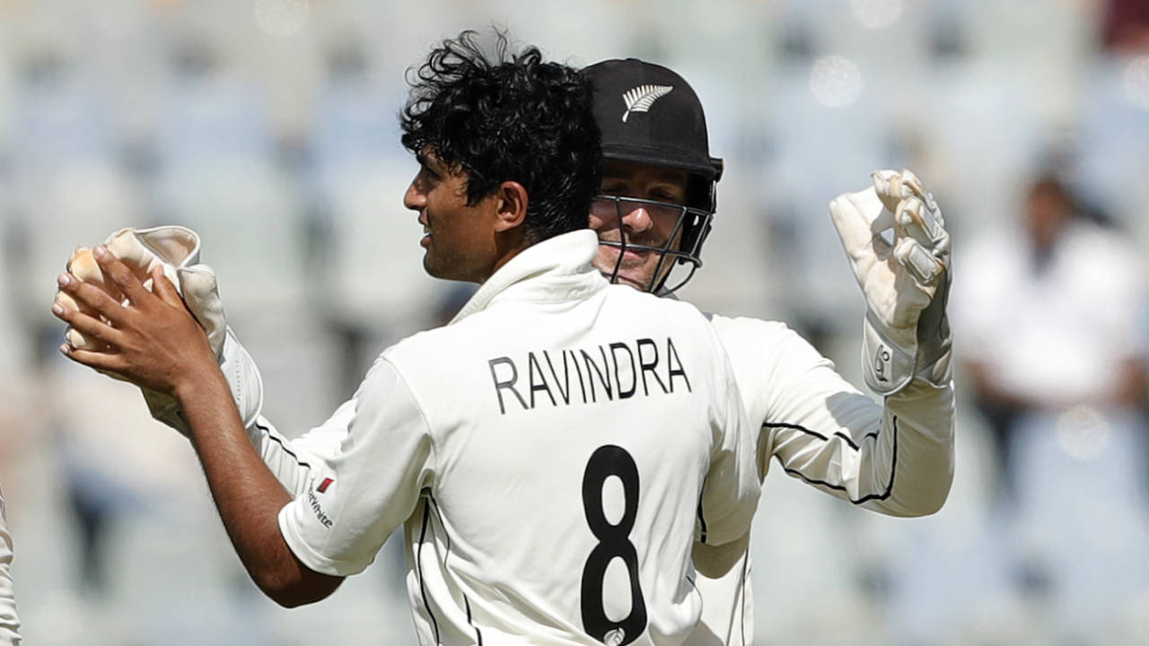 Rachin Ravindra struck a few times after lunch, India v New Zealand, 3rd Test, Mumbai, 3rd day, December 5, 2021