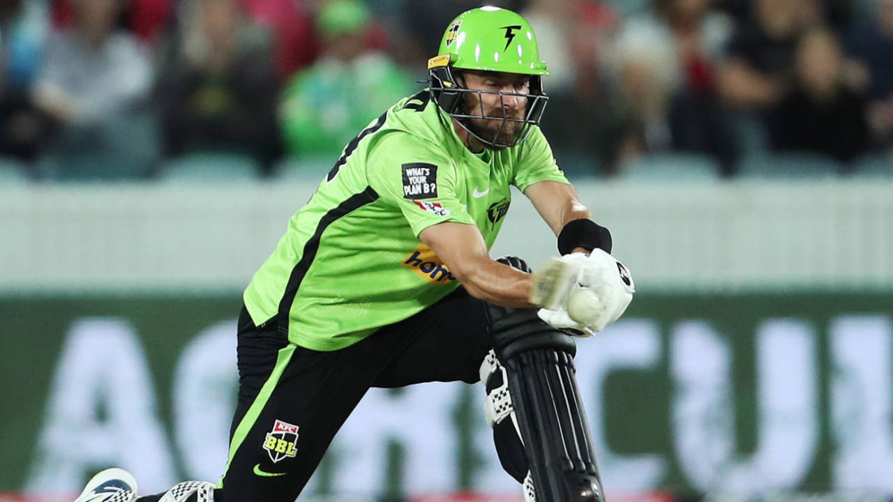 Alex Ross took charge of the run chase, Sydney Thunder vs Brisbane Heat, BBL, Canberra, December 6, 2021