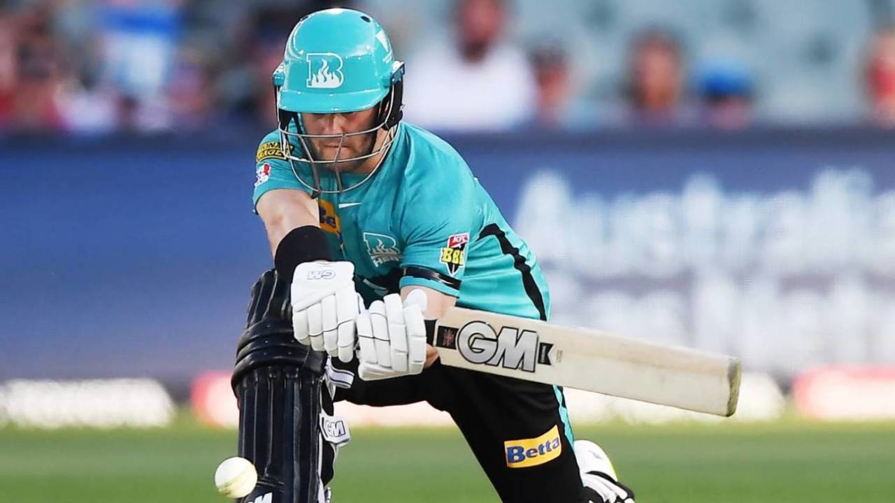 Ben Duckett gets down for a sweep, Adelaide Strikers vs Brisbane Heat, BBL 2021, December 23, 2021, Adelaide