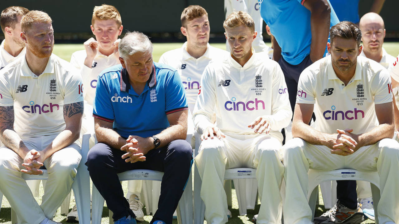 Chris Silverwood waits for a team photo alongside Ben Stokes, Joe Root and James Anderson, England training, Melbourne, The Ashes, December 24, 2021