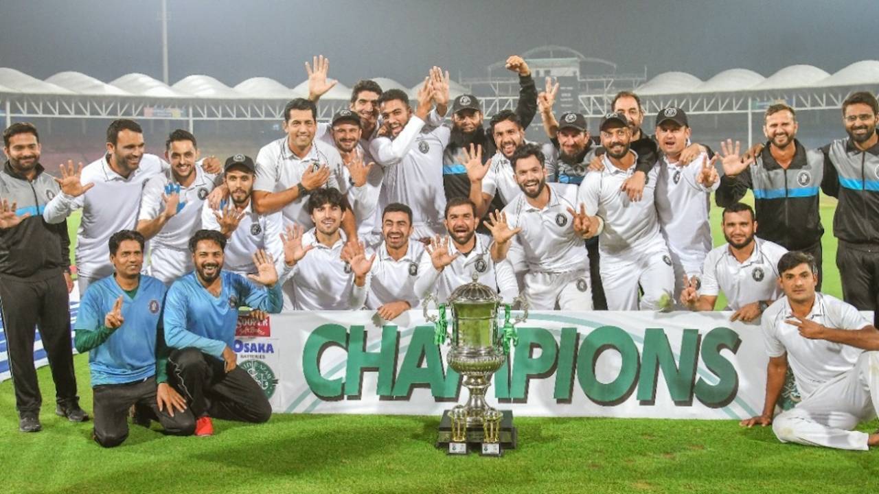The victorious Khyber Pakhtunkhwa team with the Quaid-e-Azam Trophy, Khyber Pakhtunkhwa vs Northern, Karachi, 5th day, December 29, 2021