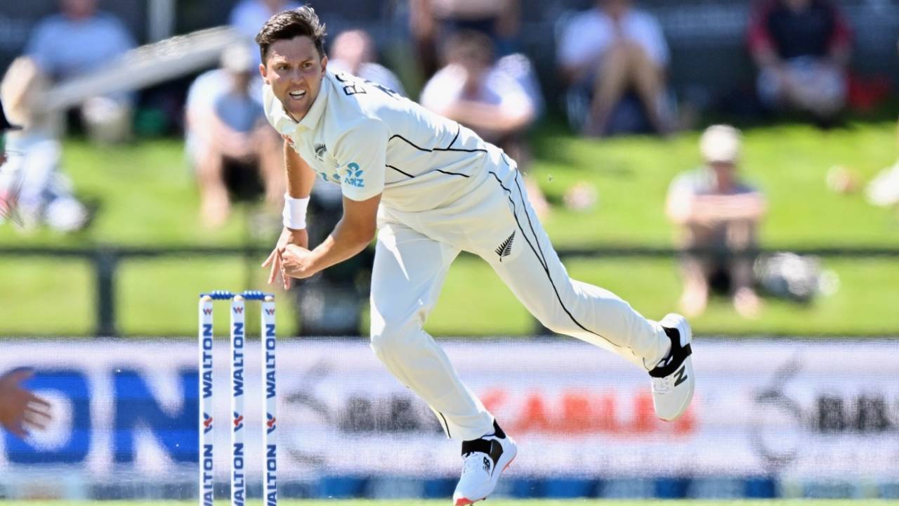 Trent Boult lets one fly, New Zealand vs Bangladesh, 2nd Test, Christchurch, 2nd day, January 10, 2022