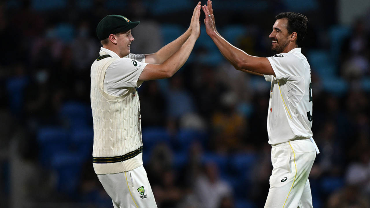 Cameron Green and Mitchell Starc exchange high fives, Australia vs England, Men's Ashes, 5th Test, 2nd day, Hobart, January 15, 2021