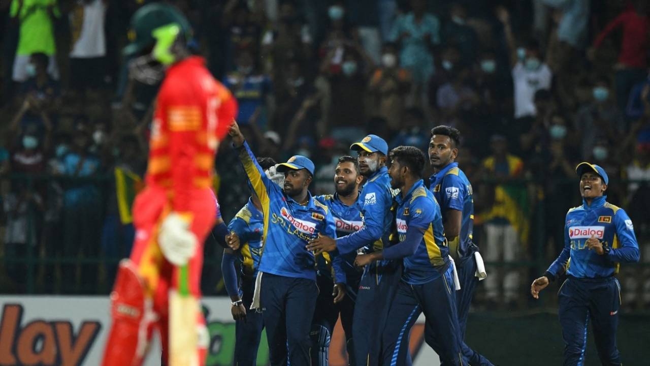Sri Lanka's bowlers dominated Zimbabwe in the series decider&nbsp;&nbsp;&bull;&nbsp;&nbsp;AFP/Getty Images