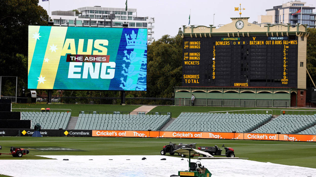 It was another wet day in Adelaide, Australia vs England, 3rd T20I, Adelaide, January 23, 2022