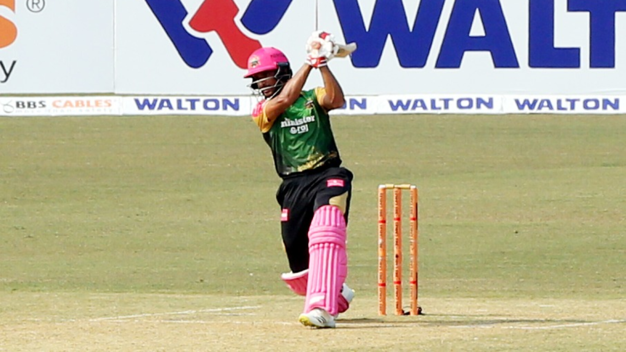 Mahmudullah hits down the ground, Comilla Victorians vs Minister Group Dhaka, BPL 2022, Chattogram, February 1, 2022