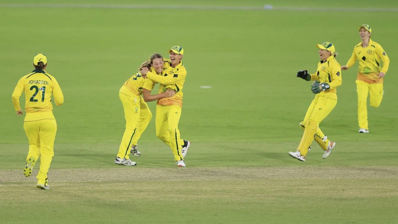 Darcie Brown is the toast of the town, Australia vs England, 1st ODI, Women's Ashes, Canberra, February 3, 2022